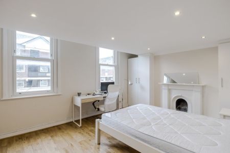 3 bedroom flat to rent - Photo 3