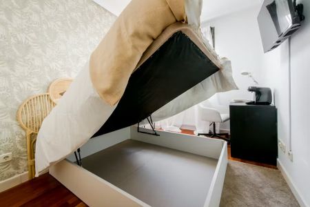 Calle de Ana de Austria, Madrid, Community of Madrid 28050 - Photo 5