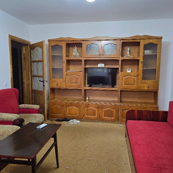 Ofer spre inchiriere apartament 3 camere zona 1 Mai Bucuresti - Photo 1