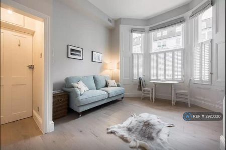 1 bedroom flat to rent - Photo 4