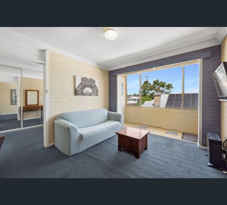 15/1 Douro Road, South Fremantle, WA 6162 - Photo 1