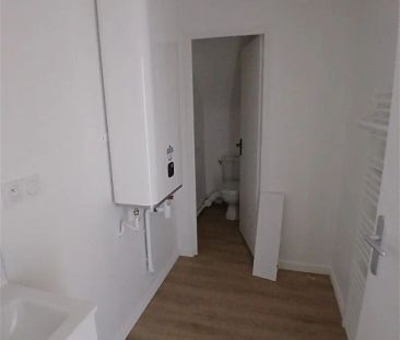 Location appartement 1 pièce - 40m² à Laval (53000) - Photo 4
