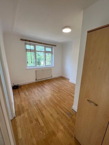 Studio Flat, Balnacraig Avenue, NW10 - Photo 4