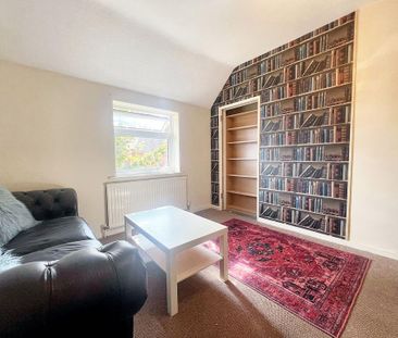 4 bedroom semi-detached house to rent - Photo 1