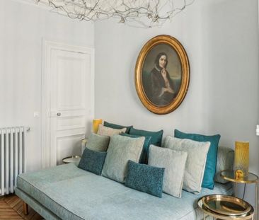 Appartement • Enfants Rouges - Photo 1