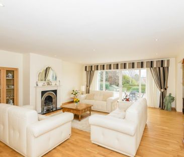 4 bedroom detached house to rent - Photo 3