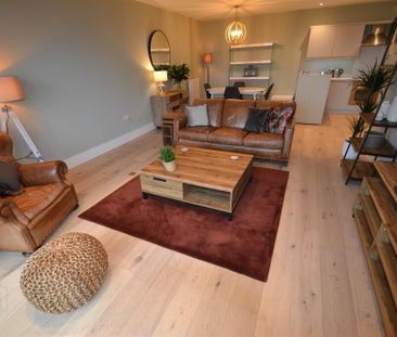 2.1 The Front, 36 Shore Road, Holywood, BT18 9GZ - Photo 1