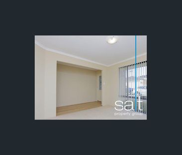 SPACIOUS FAMILY HOME - Photo 4