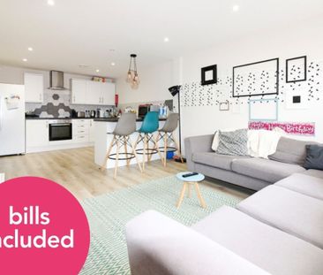 Corner House, Cathays - Photo 1