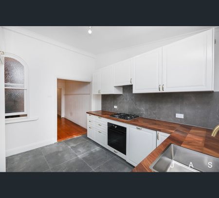 122 Cowper Street, Footscray, Vic 3011 - Photo 5