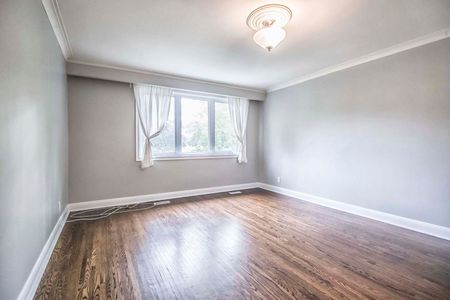For Lease - 66 Queensbury Avenue Unit# Upper, Toronto, Ontario - Photo 2