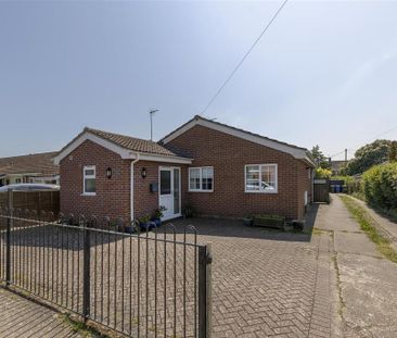 3 bedroom detached bungalow to rent - Photo 3