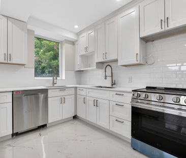 6723 Av. Clanranald Montréal (Côte-des-Neiges, QC H3X - Photo 2