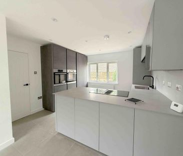 3 bedroom bungalow to rent - Photo 2