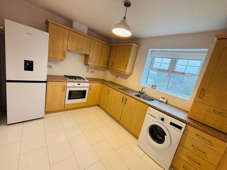 2 bedroom apartment to rent - Photo 4