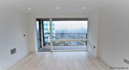 2 bedroom property to rent in London - Photo 3