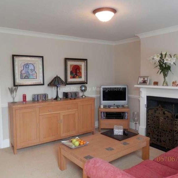 Brampton, PE28 - Photo 1