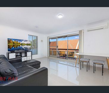 Spacious & Convenient 3-Bedroom Apartment - Photo 1