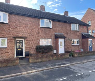2 bedroom Mid Terraced House to let - Photo 5