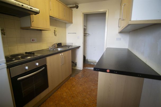 2 Bed Flat to Let on Sandown Court, Avenham Lane, Preston - Photo 1