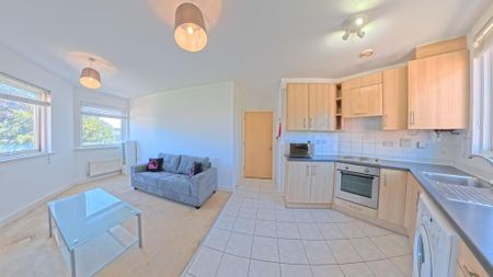 2 bedroom apartment to rent - Photo 3
