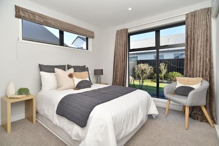 Modern and Convenient! - Photo 4