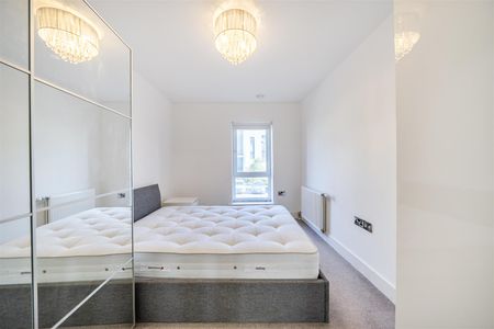 2 bedroom apartment - Photo 5
