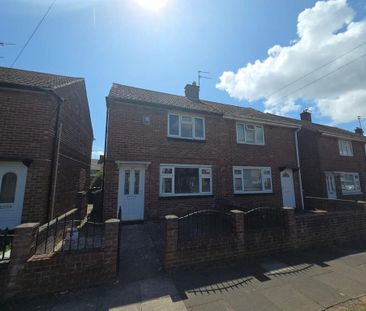 2 bedroom semi-detached house to rent - Photo 5