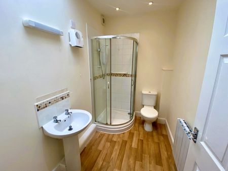 High Street, Dulverton - Photo 5