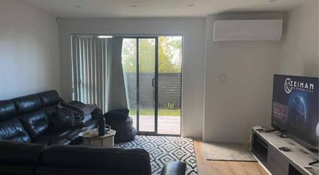 New Lynn, 3 Bedrooms - Photo 4