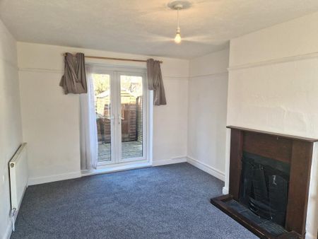 3 bedroom terraced house to rent - Photo 3
