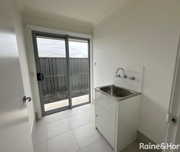 2 Maiolo Crescent, Blakeview, SA 5114 - Photo 5