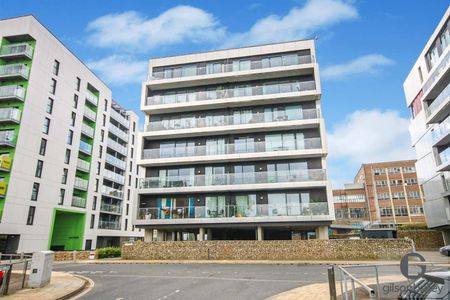 Gavin Bank, Geoffrey Watling Way, Norwich - Photo 5