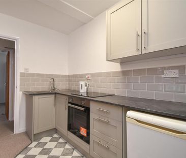 1 bedroom flat to rent - Photo 6