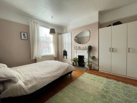 3 bedroom terraced house to rent - Photo 2