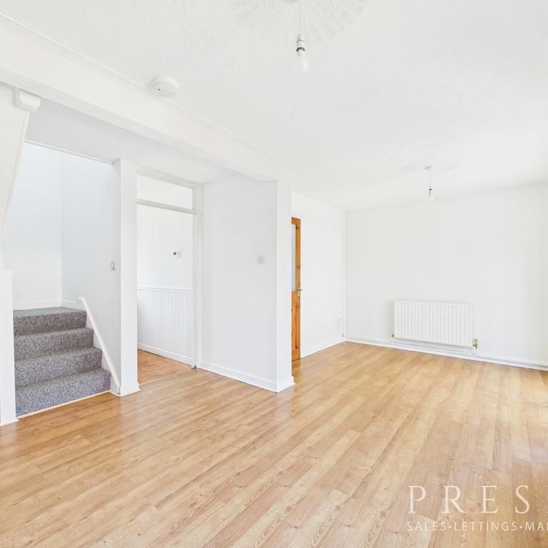 2 bedroom semi-detached house to rent - Photo 1