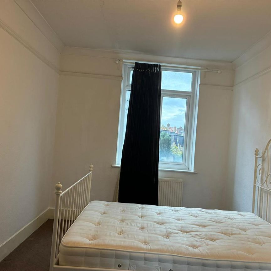 Stoke Newington Church Street, London N16 - Photo 1