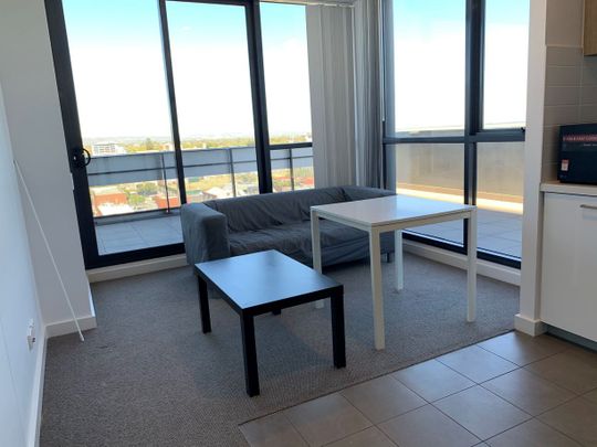 Affordable Apartment in the Heart of the City - Fully furnished - Photo 1