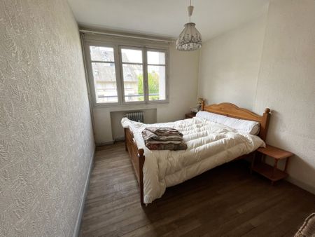 Location Appartement 2 pièces 43m² RODEZ 12000 - Photo 2