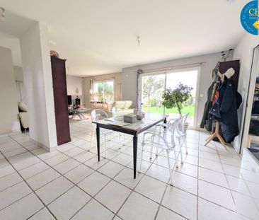 Location Maison 7 pièces 170m² GUER 56380 - Photo 3