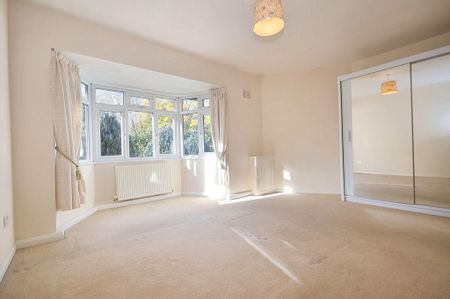 2 bedroom flat to rent - Photo 4