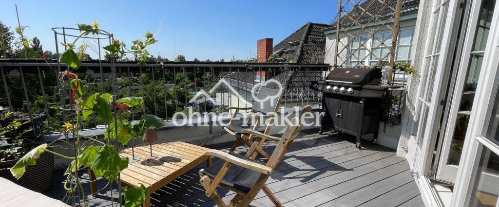 Dachgeschosswohnung mit Dachterrasse und Loggia - Foto 1