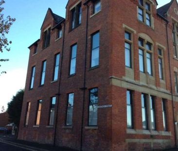 En-suite Room, In Gardner Street, Salford, M6 - Photo 6