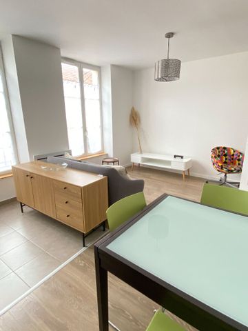 Location Appartement 2 pièces 40m² - Photo 2