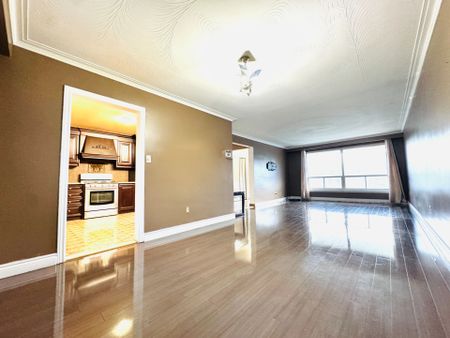 For Lease - 1194 Albion Road, Toronto, Ontario - Photo 3