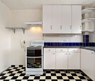Modern Unit in Parramatta CBD - Photo 1