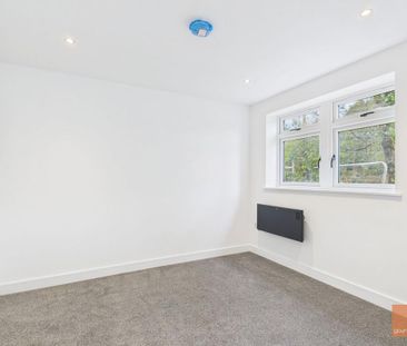 3 bedroom apartment to rent - Photo 2