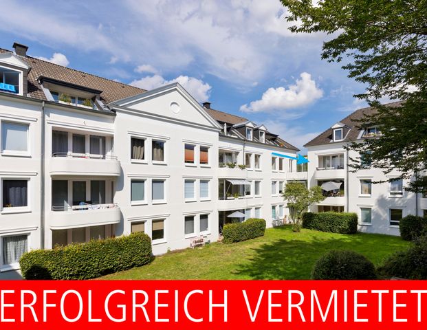 Hell & sehr gepflegt! 2-Zi.-Wohnung mit Loggia & Stellplatz - Photo 1