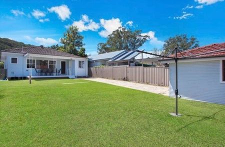 Ettalong Beach - Photo 5