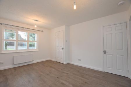 3 bedroom semi-detached house to rent - Photo 3